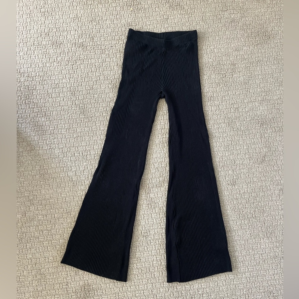KOTN Black Ribbed Knit Waistband Fit and Flare Pants XS
